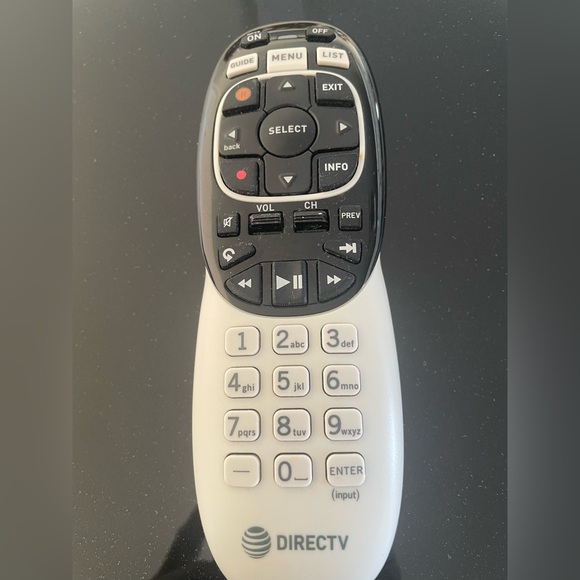 DIRECTV Universal Remote Control - Picture 5 of 5